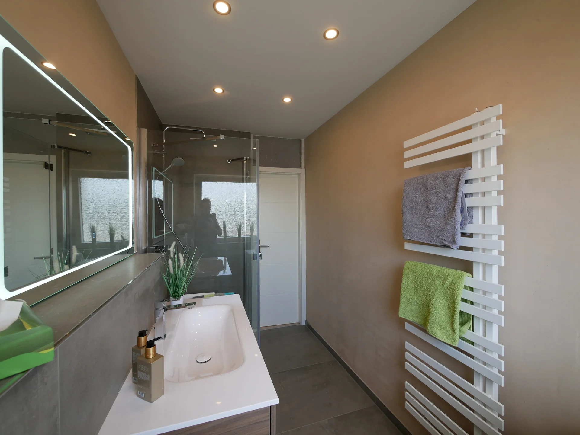 Residenzschloss Badezimmer mit Handtuchtrockner