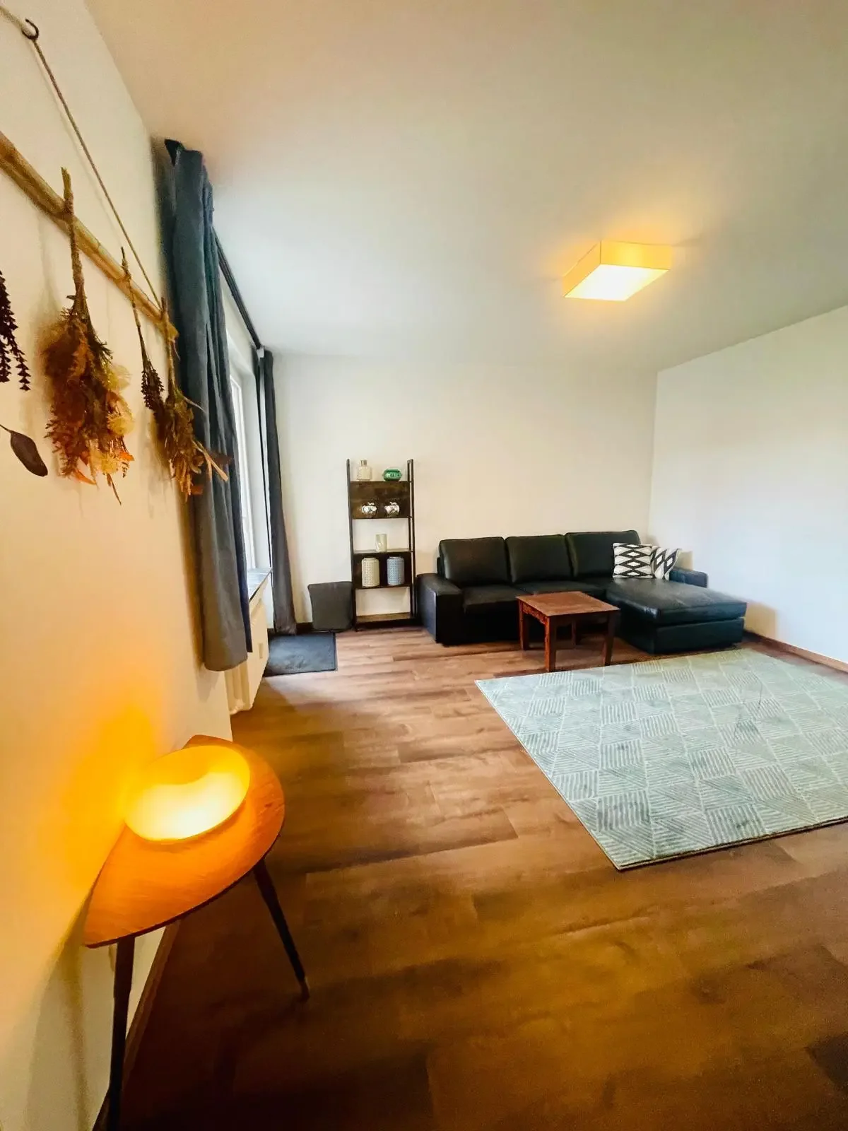 Th_Wohnzimmer_geraumiges
